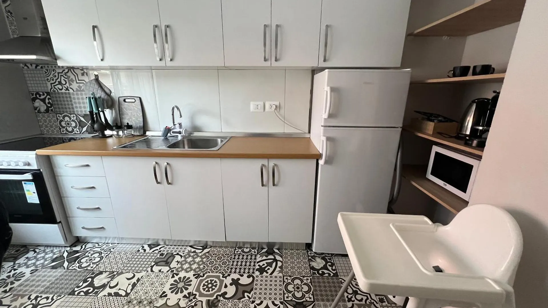 Tirana Blloku Apartment